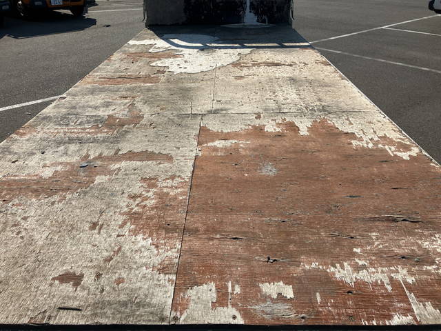 日野デュトロ平ボディ小型（2t・3t）[写真13]