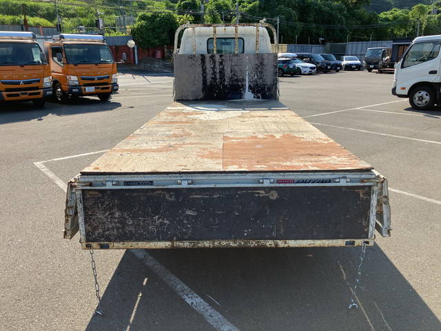 日野デュトロ平ボディ小型（2t・3t）[写真09]