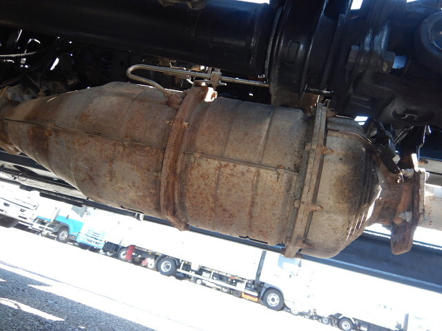 いすゞフォワードコンテナ専用車中型（4t）[写真12]