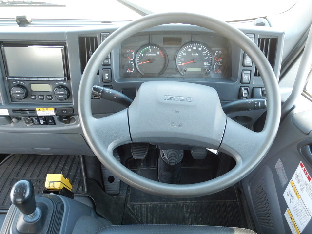 いすゞフォワードコンテナ専用車中型（4t）[写真21]