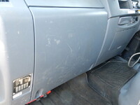 いすゞフォワードコンテナ専用車中型（4t）[写真26]