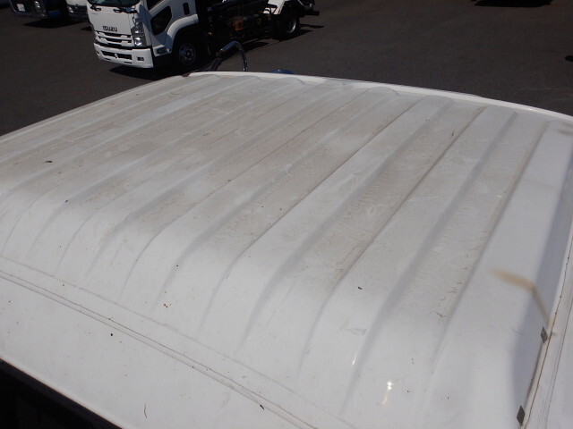 いすゞフォワードコンテナ専用車中型（4t）[写真29]