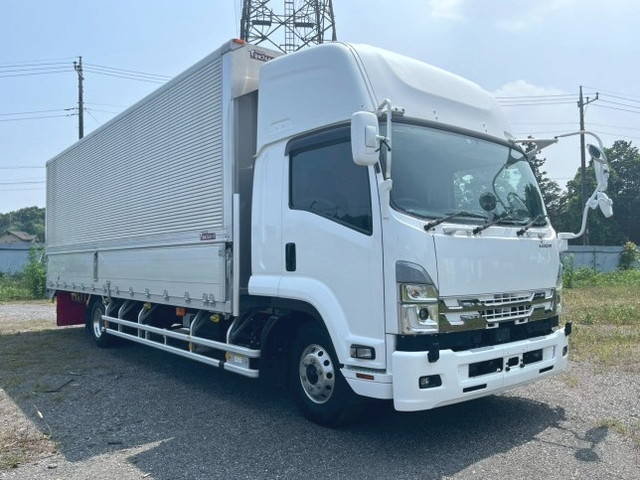 いすゞフォワードアルミウイング中型（4t）[写真09]