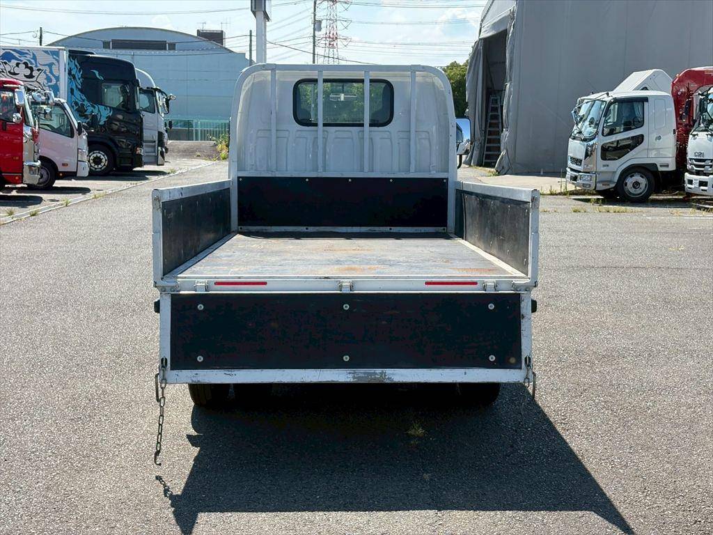 いすゞエルフ平ボディ小型（2t・3t）[写真11]