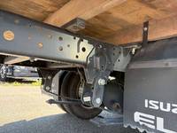 いすゞエルフ平ボディ小型（2t・3t）[写真16]