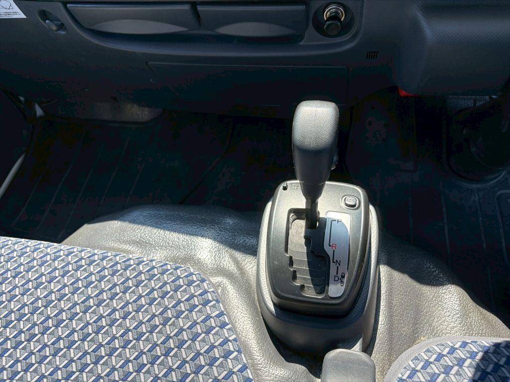 いすゞエルフ平ボディ小型（2t・3t）[写真21]