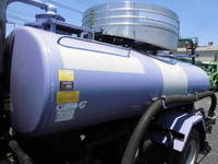 いすゞエルフバキュームカー小型（2t・3t）[写真11]