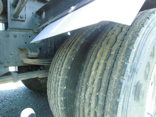 いすゞエルフバキュームカー小型（2t・3t）[写真19]