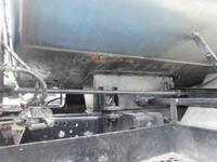 日野デュトロバキュームカー小型（2t・3t）[写真19]