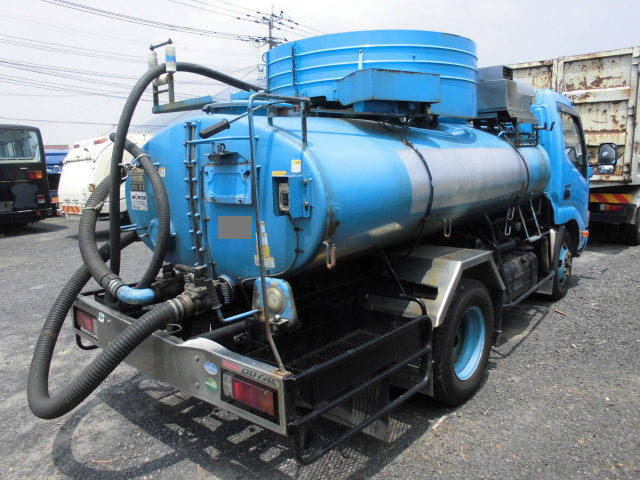 日野デュトロバキュームカー小型（2t・3t）[写真04]