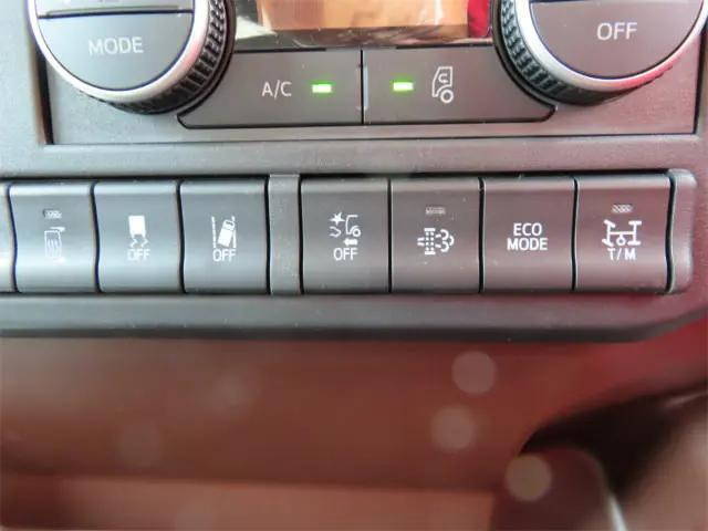 日野レンジャーセーフティローダー増トン（6t・8t）[写真16]