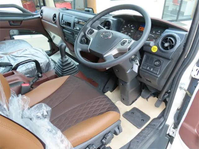 日野レンジャーセーフティローダー増トン（6t・8t）[写真09]