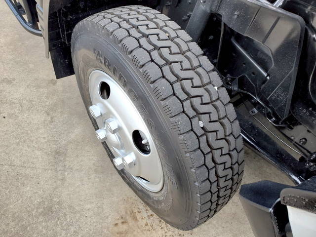 三菱ふそうキャンターコンテナ専用車小型（2t・3t）[写真27]