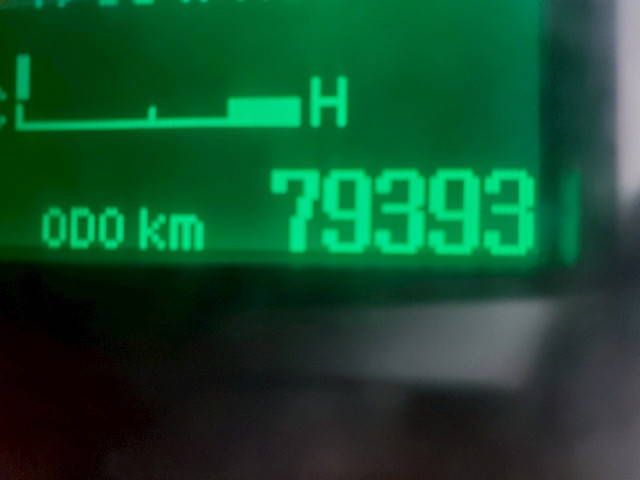 三菱ふそうキャンターコンテナ専用車小型（2t・3t）[写真31]