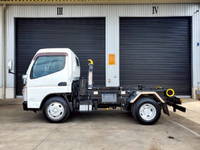 三菱ふそうキャンターコンテナ専用車小型（2t・3t）[写真10]