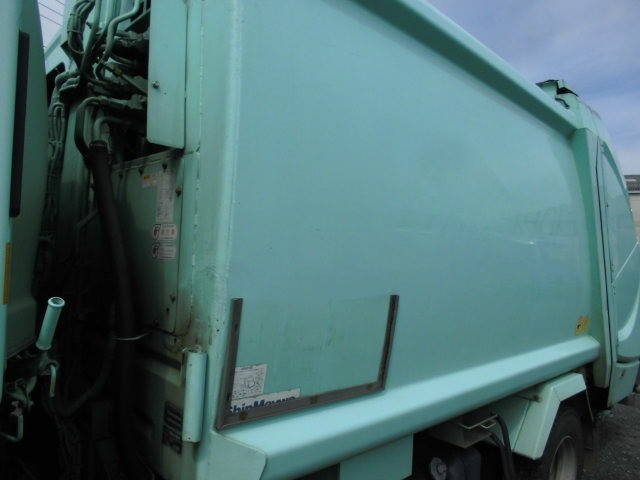 いすゞフォワードパッカー車（塵芥車）中型（4t）[写真14]