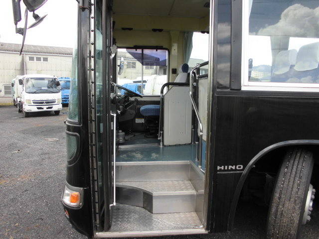 日野ブルーリボンバス[写真09]