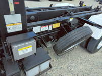 いすゞエルフコンテナ専用車小型（2t・3t）[写真18]