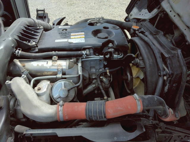 いすゞエルフコンテナ専用車小型（2t・3t）[写真20]