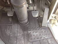 いすゞエルフコンテナ専用車小型（2t・3t）[写真28]