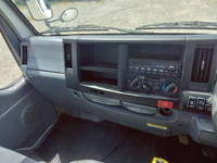 いすゞエルフコンテナ専用車小型（2t・3t）[写真32]