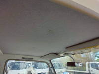 いすゞエルフコンテナ専用車小型（2t・3t）[写真35]