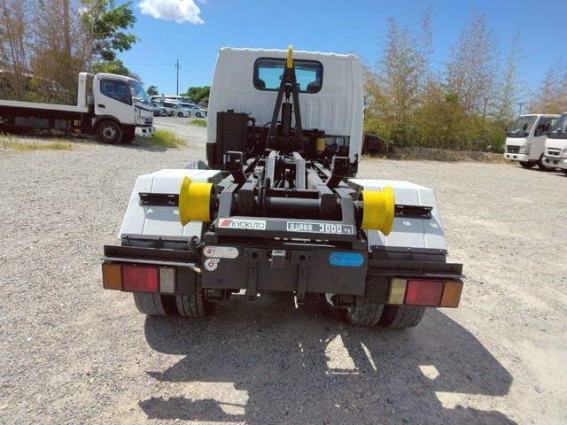 いすゞエルフコンテナ専用車小型（2t・3t）[写真05]