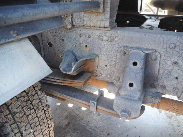 いすゞエルフバキュームカー小型（2t・3t）[写真13]