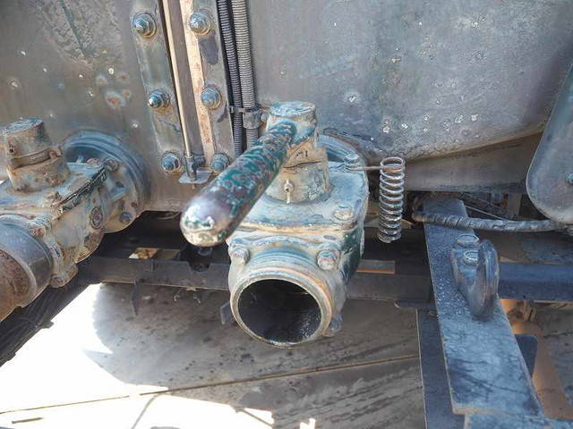 いすゞエルフバキュームカー小型（2t・3t）[写真16]