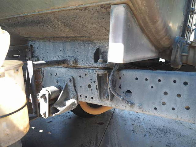 いすゞエルフバキュームカー小型（2t・3t）[写真19]