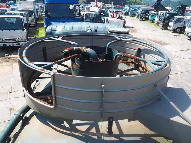 いすゞエルフバキュームカー小型（2t・3t）[写真32]