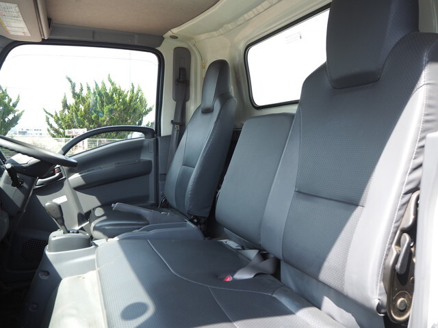 いすゞエルフバキュームカー小型（2t・3t）[写真33]