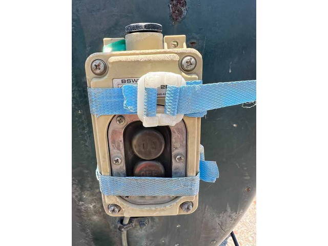 いすゞエルフバキュームカー小型（2t・3t）[写真34]