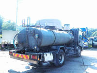 いすゞエルフバキュームカー小型（2t・3t）[写真05]