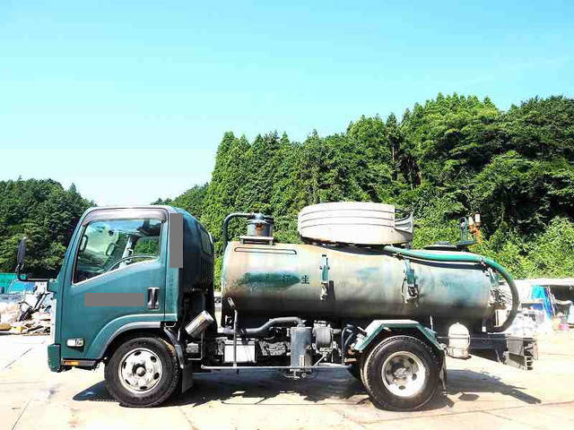 いすゞエルフバキュームカー小型（2t・3t）[写真05]