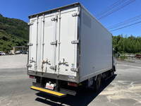 三菱ふそうキャンター冷凍車（冷蔵車）小型（2t・3t）[写真02]