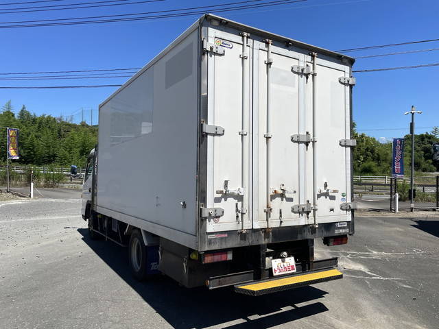 三菱ふそうキャンター冷凍車（冷蔵車）小型（2t・3t）[写真04]