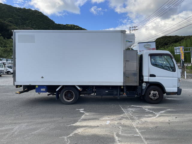 三菱ふそうキャンター冷凍車（冷蔵車）小型（2t・3t）[写真07]