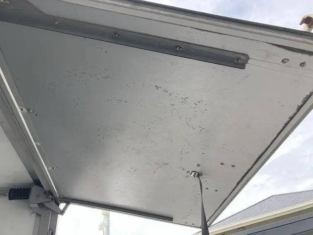 いすゞエルフパネルバン小型（2t・3t）[写真13]