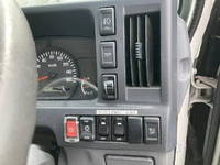 いすゞエルフパネルバン小型（2t・3t）[写真29]