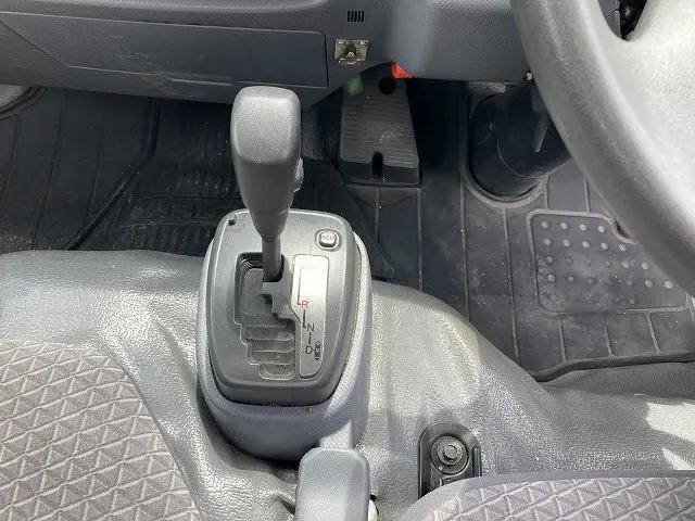 いすゞエルフパネルバン小型（2t・3t）[写真33]