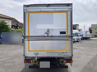 いすゞエルフパネルバン小型（2t・3t）[写真09]