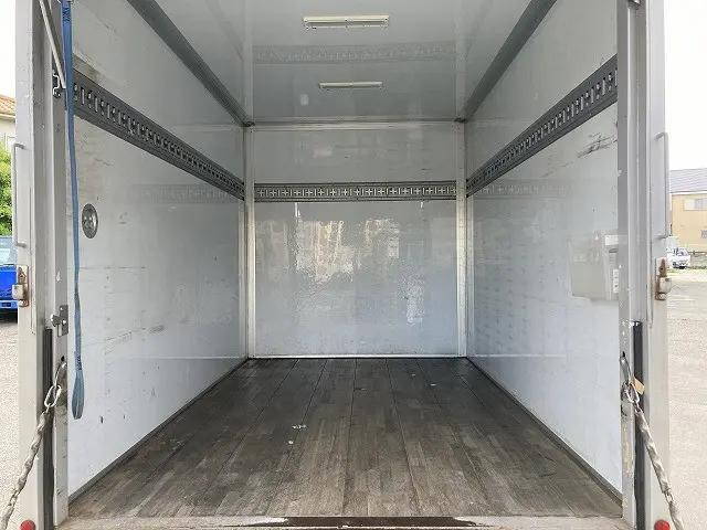 いすゞエルフパネルバン小型（2t・3t）[写真09]