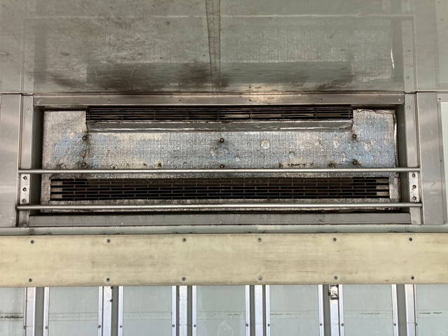 いすゞフォワード冷凍車（冷蔵車）中型（4t）[写真14]