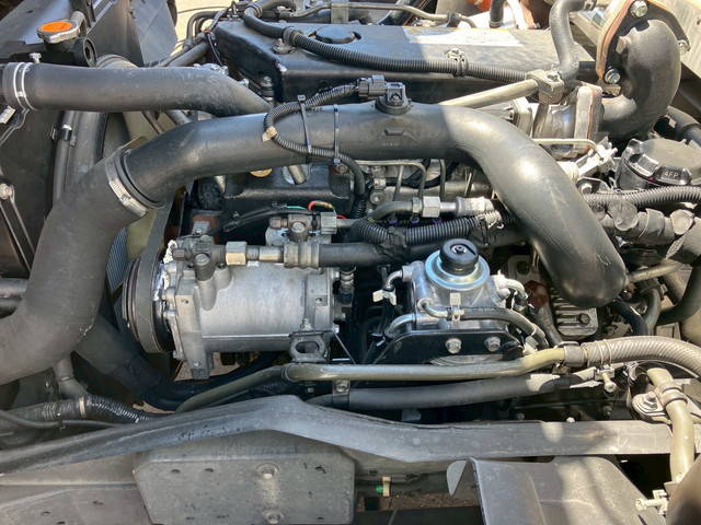 いすゞフォワード冷凍車（冷蔵車）中型（4t）[写真30]