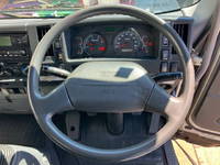 いすゞフォワード冷凍車（冷蔵車）中型（4t）[写真36]