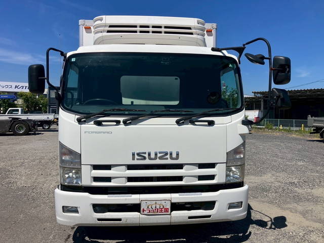 いすゞフォワード冷凍車（冷蔵車）中型（4t）[写真08]