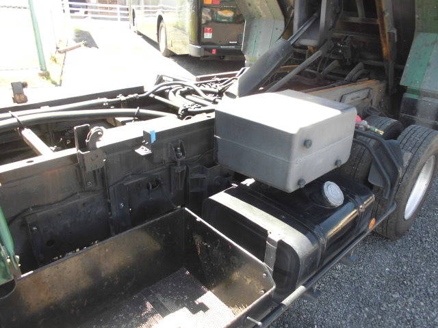 日野レンジャーパッカー車（塵芥車）中型（4t）[写真19]