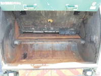 日野レンジャーパッカー車（塵芥車）中型（4t）[写真05]