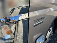 三菱ふそうキャンター平ボディ小型（2t・3t）[写真11]